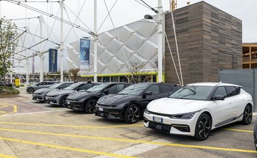 kia,-una-gamma-elettrificata-dalla-a-alla-d-e-in-arrivo-il-suv-ev9-100%-elettrico-7-posti