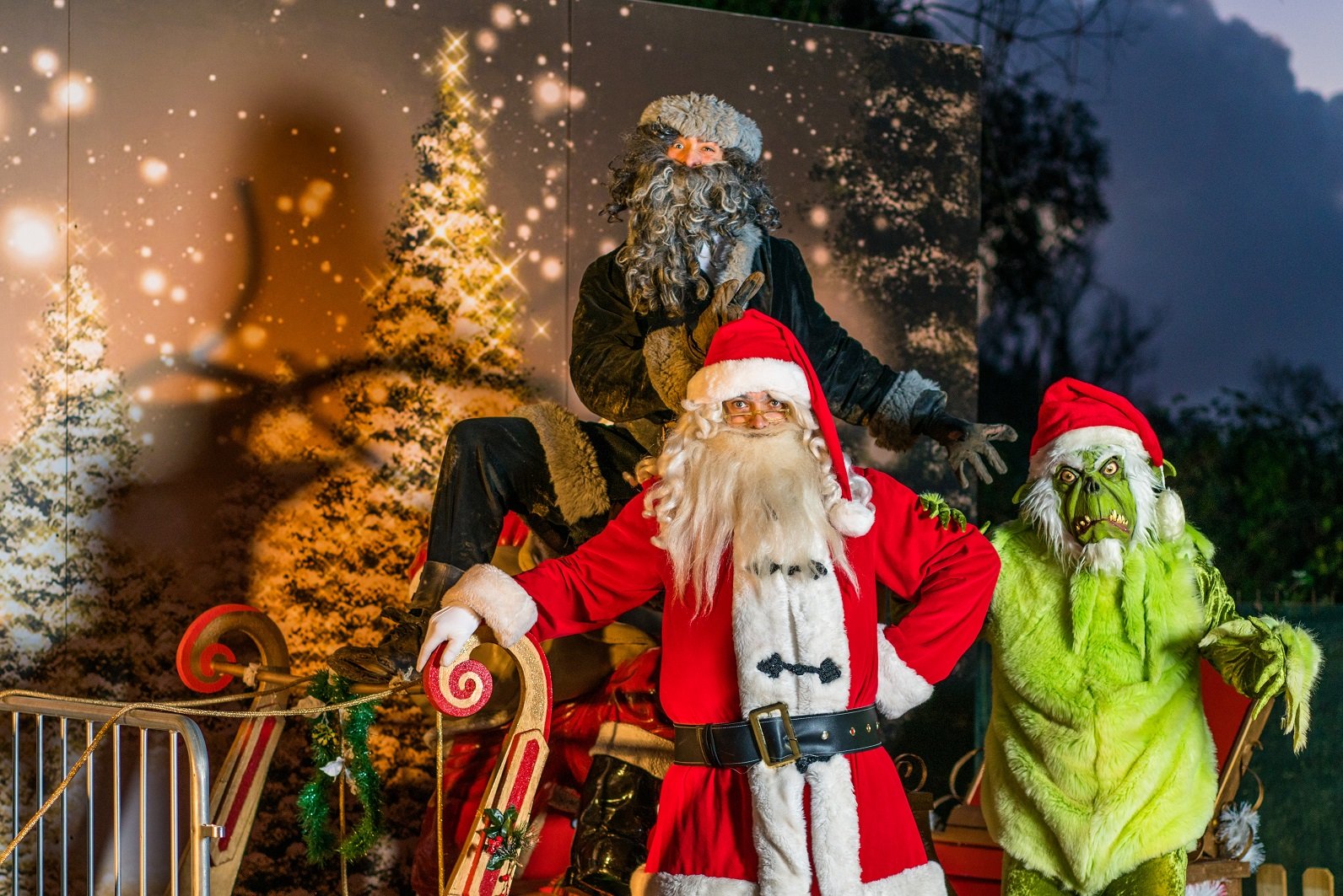 babbo-natale-e-gia-pronto-per-salire-sulla-slitta-–-tiburno-tv