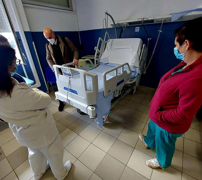 all’ospedale-riuniti-di-anzio-nettuno-in-consegna-i-nuovi-letti-elettrificati