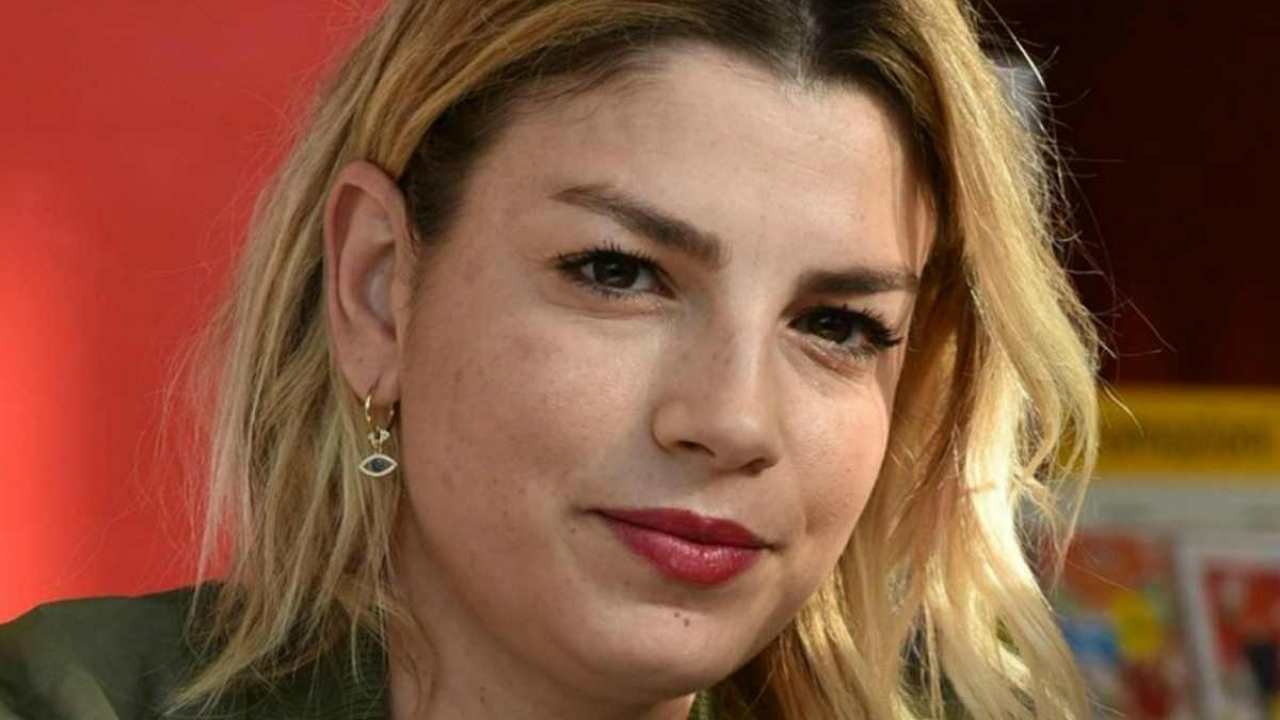 emma-marrone,-la-struggente-rivelazione-a-cuore-aperto:-“…-due-mesi-di-vita”-|-il-dramma-della-malattia-–-il-democratico-–-giornale-di-libera-informazione