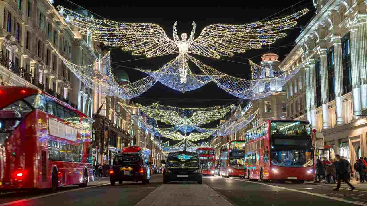 la-meta-ideale-per-fare-lo-shopping-natalizio:-un’esperienza-da-sogno