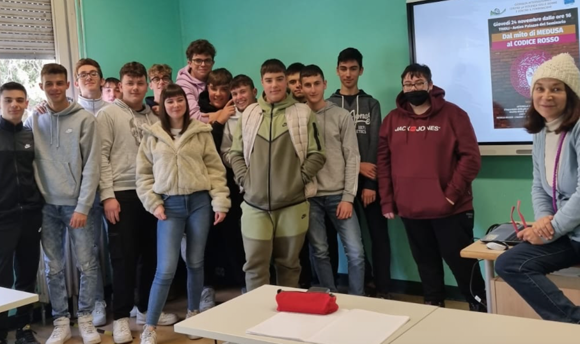 tivoli-–-“dal-mito-di-medusa-al-codice-rosso”,-studenti-contro-la-violenza-sulle-donne-–-tiburno-tv