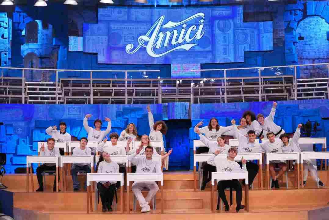 “probabile-che-mi-cacciano”:-amici,-per-lui-il-tempo-e-ormai-agli-sgoccioli-–-il-democratico-–-giornale-di-libera-informazione