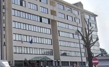 viterbo,-promette-lavoro-sulle-ambulanze-ma-e-una-truffa.-nuovo-processo-per-il-buttafuori-condannato-per-stupro