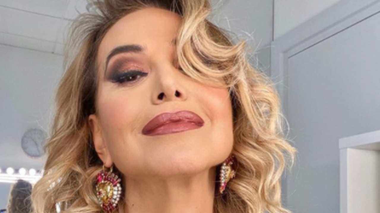 barbara-d'urso,-caos-in-diretta-nel-suo-programma:-ecco-cosa-e-accaduto-–-il-democratico-–-giornale-di-libera-informazione