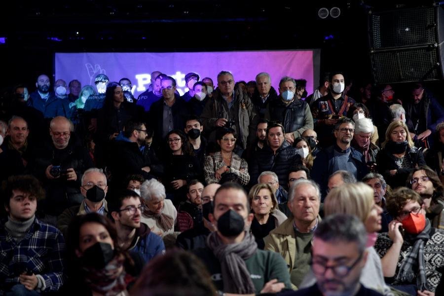 schlein,-outsider-che-parla-alla-base-disillusa-del-pd