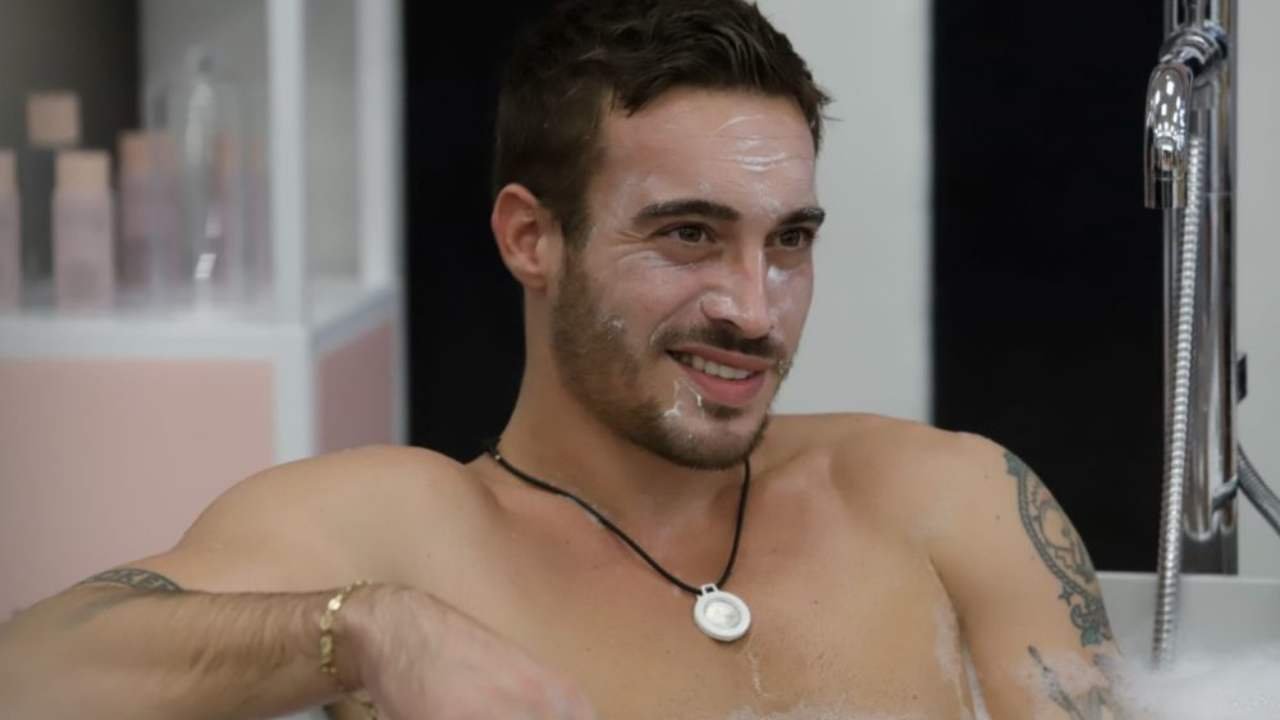 antonino-spinalbese,-la-rivelazione-sconvolgente-degli-ex-gieffini:-“terza-simil-storia”-–-il-democratico-–-giornale-di-libera-informazione