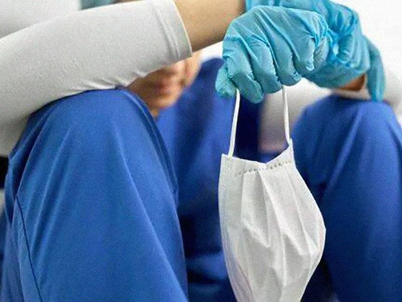 rino-(lettore):-“occorre-denunciare-gli-abusi-della-professione-infermieristica-di-oss-e-altre-figure”.