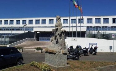 viterbo,-fa-prostituire-la-moglie-per-giocare-alle-slot,-la-sorella-lo-difende-in-aula