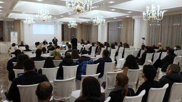 tumori-cerebrali,-oliviero-(cons.-regionale-campania):-«avanti-con-l’associazione-‘carla-russo’-per-creare-un-centro-di-eccellenza-in-campania»-|-sanita-informazione