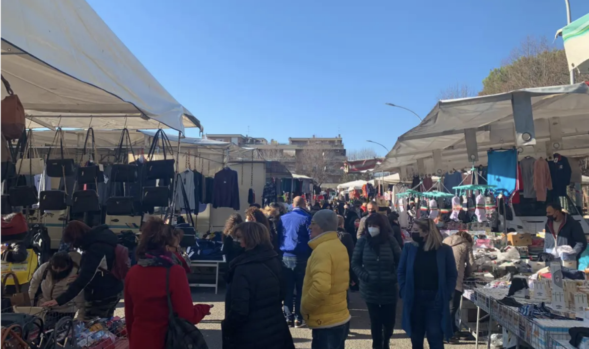 guidonia-–-natale,-mercato-straordinario-a-villanova-–-tiburno-tv