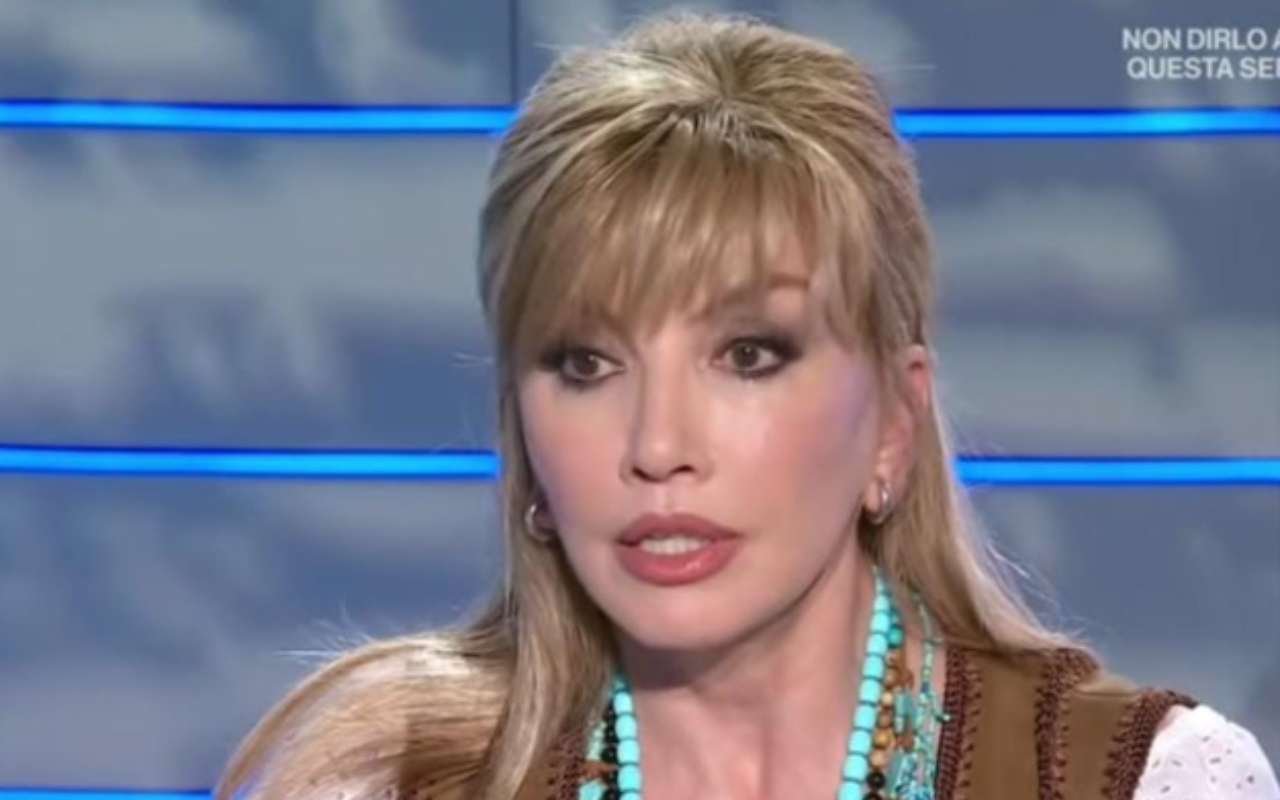 brutta-notizia-per-milly-carlucci:-l'annuncio-e-un-fulmine-a-ciel-sereno