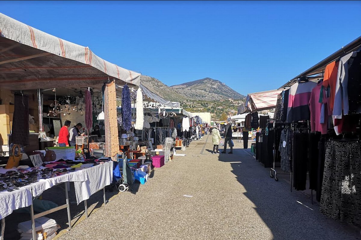 per-le-feste-di-natale-anticipati-al-24-e-al-31-dicembre-i-mercati-della-domenica