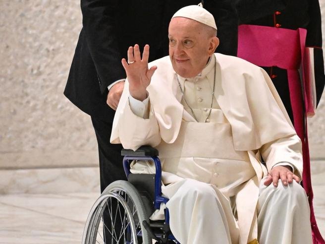 papa-francesco-si-dimette,-il-pontefice-rivela:-“ho-gia-firmato-la-rinuncia”