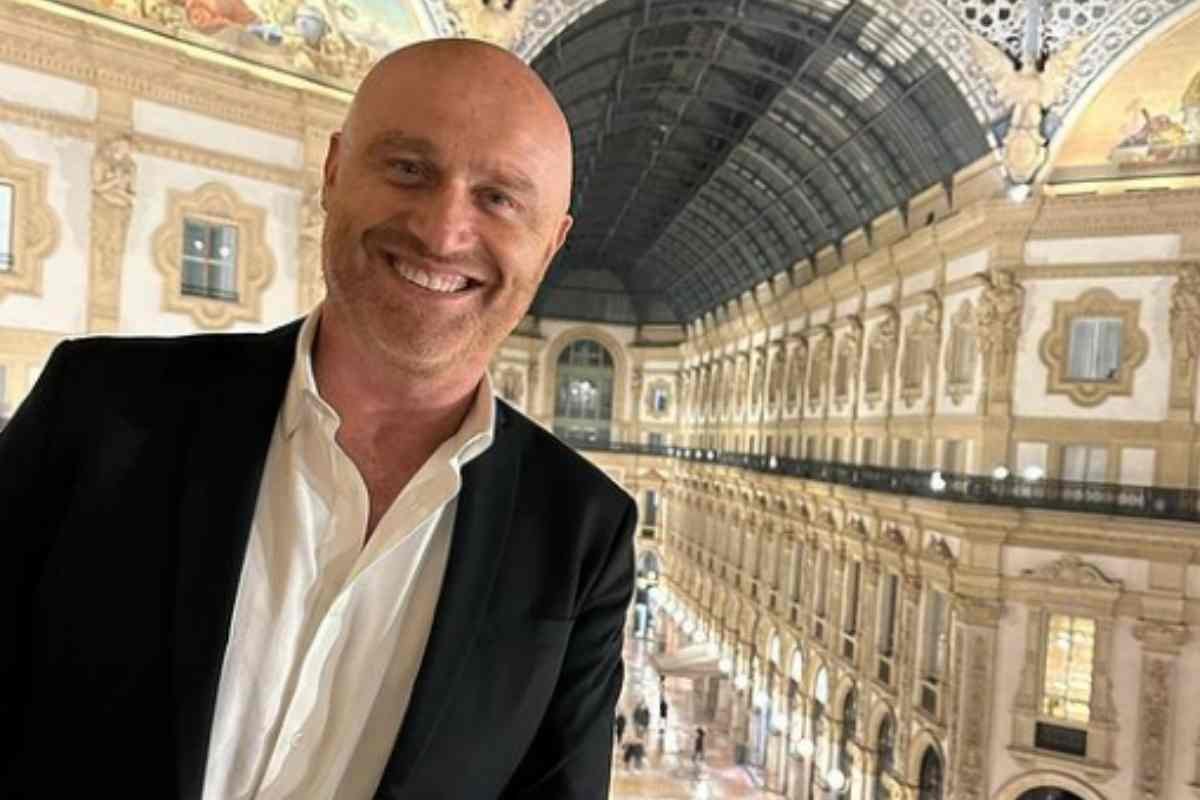 e-voi-lo-sapete-in-cosa-e-laureato-rudy-zerbi?-il-suo-percorso-di-studi-universitari-e-un-po'-lontano-da-quello-che-fa-oggi!