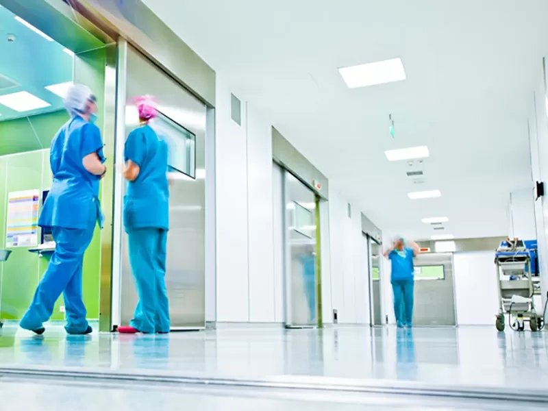 rosa,-ostetrica:-“perche-lavorare-come-precari-nel-privato-convenzionato-non-porta-alla-stabilizzazione?”.