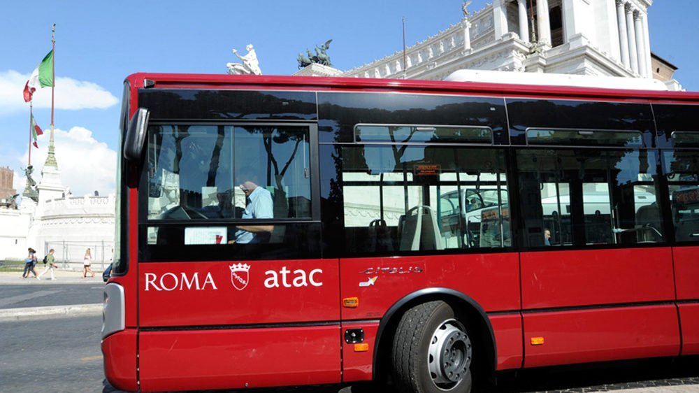 piano-atac-feste,-le-info-per-viaggiare-sui-mezzi-pubblici-tra-natale-e-epifania