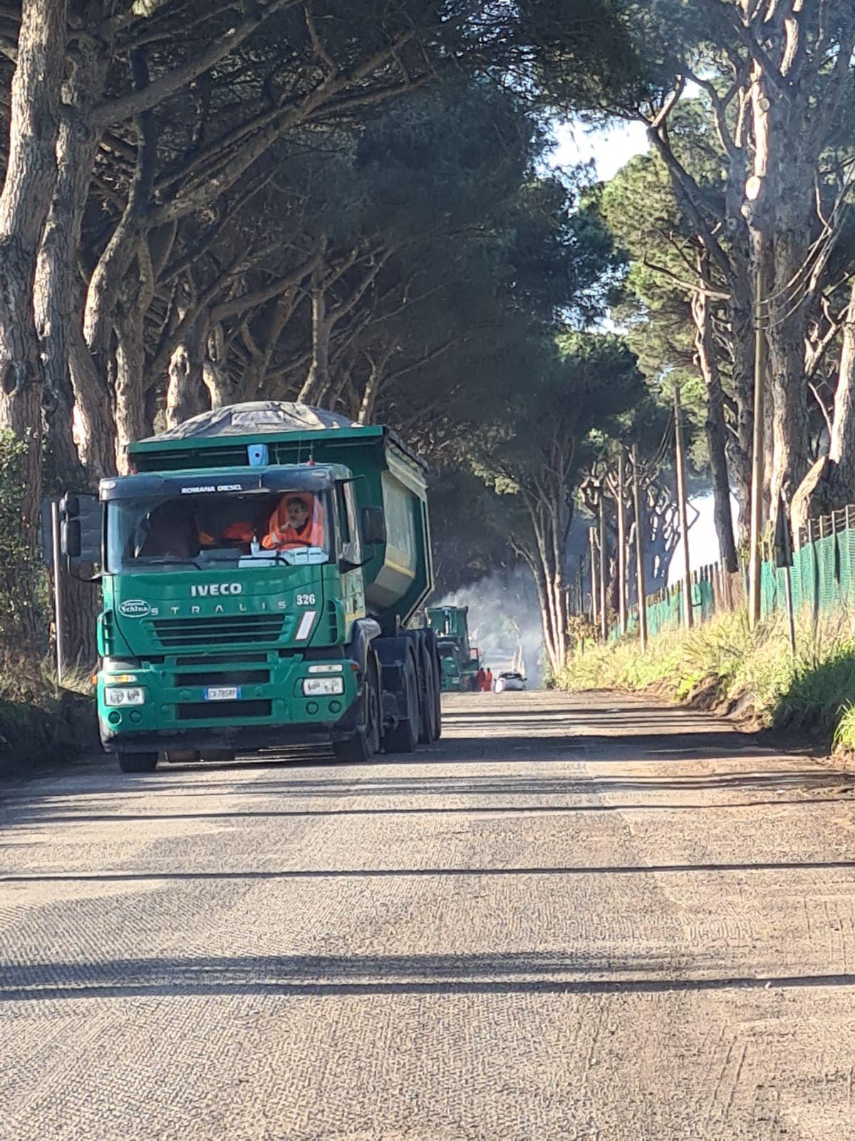 nuovo-asfalto-sulla-provinciale-23b,-la-gioia-dei-residenti-dopo-anni-di-disagi