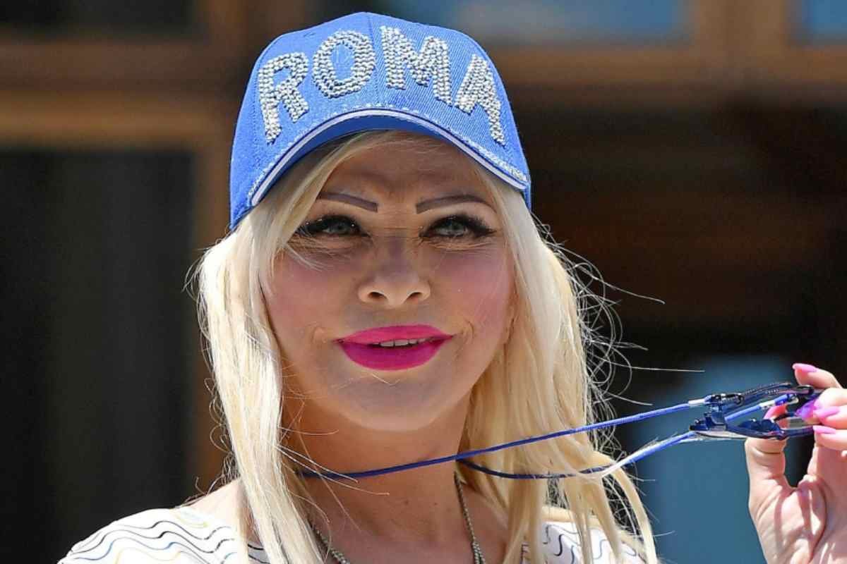 ilona-staller,-il-dramma-nel-suo-passato:-“c'era-poco-cibo…”-–-il-democratico-–-giornale-di-libera-informazione