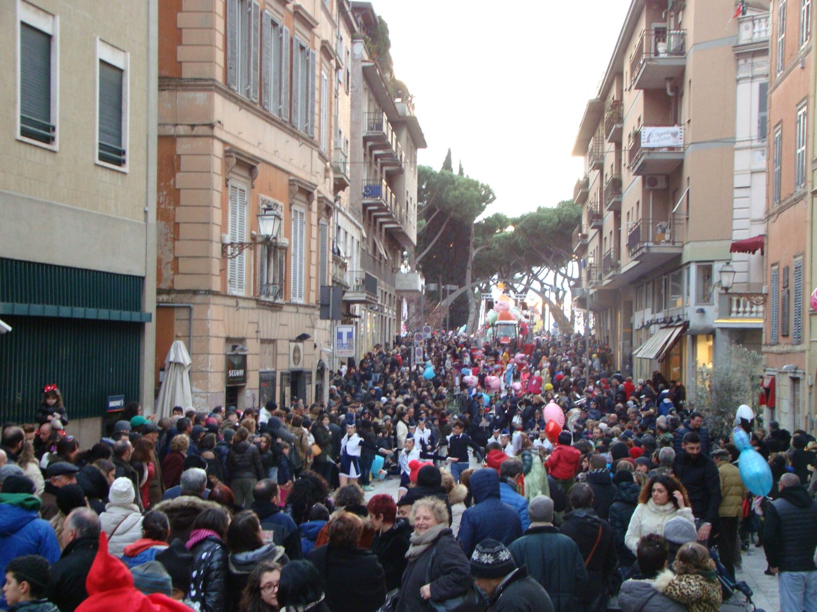 tivoli-–-carnevale,-il-comune-offre-15-mila-euro-per-organizzare-le-sfilate-–-tiburno-tv