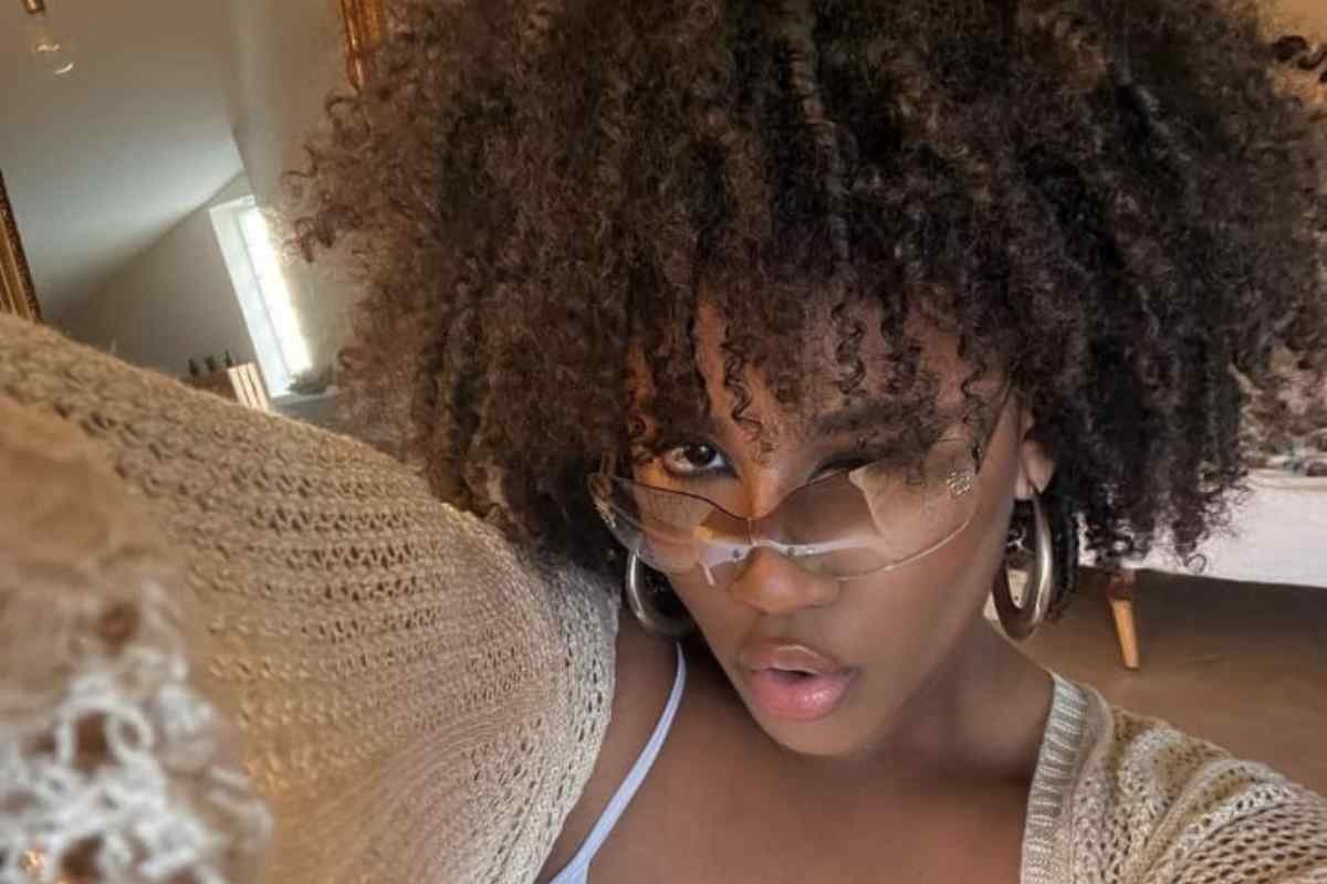 ricordate-aisha-ad-amici?-oggi-la-cantante-si-mostra-con-un-look-completamente-diverso