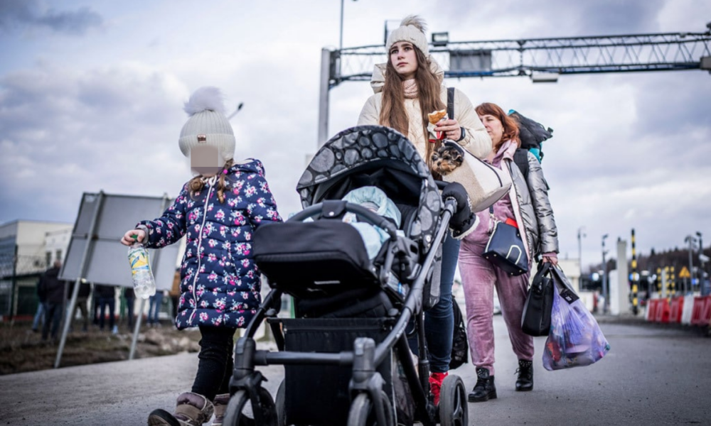 roma-caccia-i-profughi-ucraini:-170-persone,-tra-mamme-e-bambini,-verranno-mandati-in-un’altra-citta