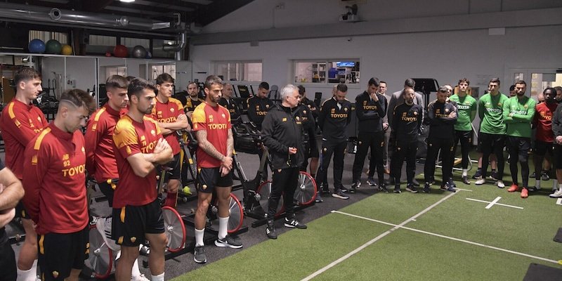 vialli,-il-discorso-commovente-di-mourinho-e-pellegrini-in-suo-ricordo