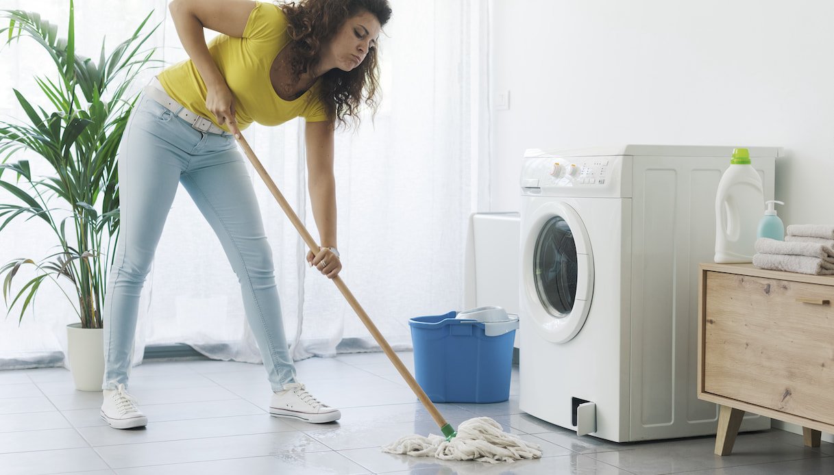 come-pulire-il-filtro-della-lavatrice-senza-allagare:-i-trucchi-salvavita