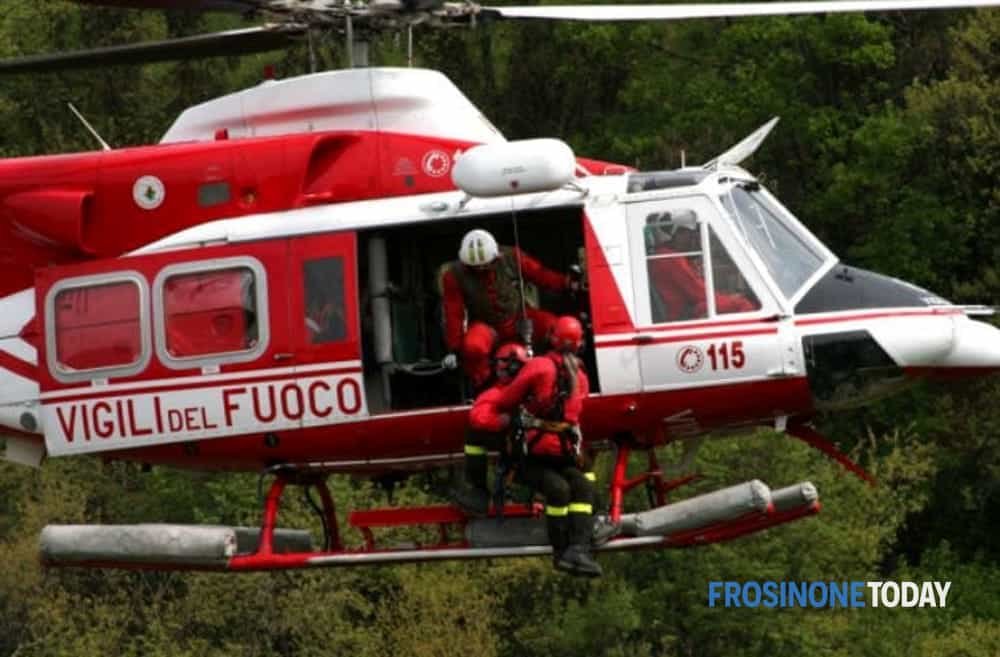 si-avventura-in-montagna,-cade-e-si-frattura-una-gamba