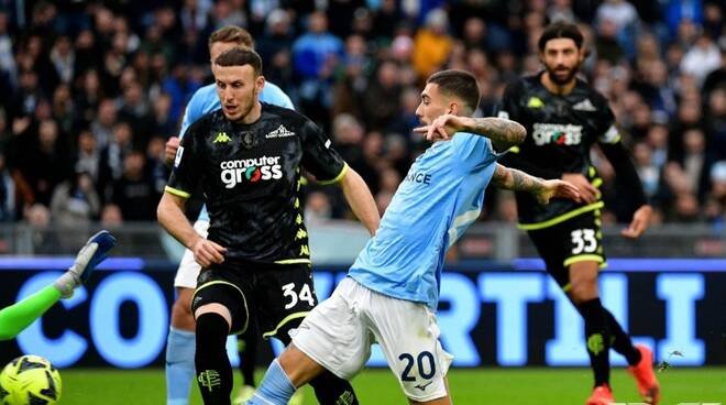 la-lazio-illude,-l’empoli-rimonta:-finisce-2-2-tra-i-fischi-dell’olimpico