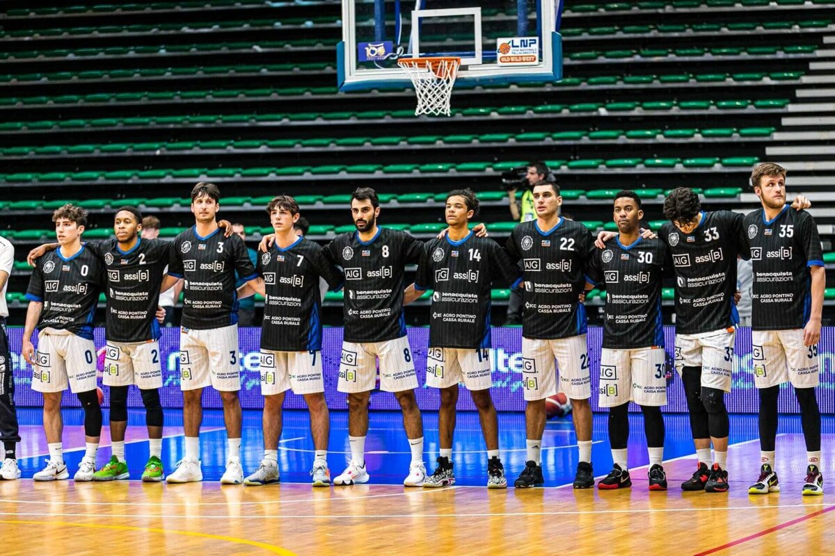 latina-lotta-ma-cede-contro-treviglio