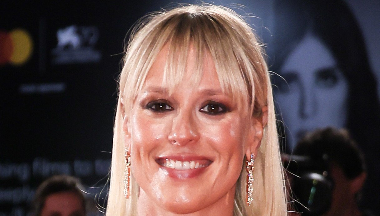 federica-pellegrini-incinta?-lei-replica-su-instagram:-“solo-loro-sanno-la-verita”