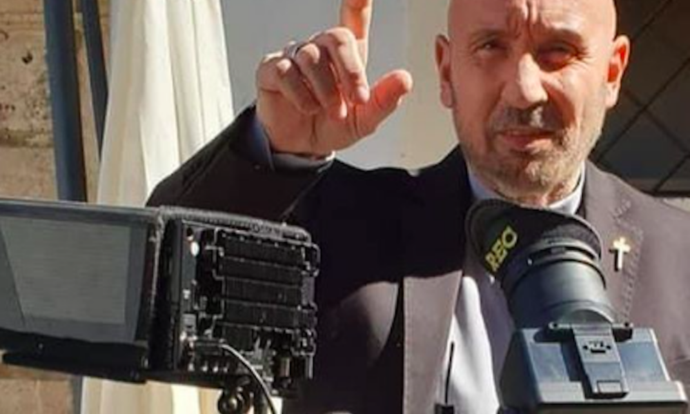 ”senza-prove,-il-video-di-maurizio-battista-e-solo-violenza-mediatica”:-la-lettera-collettiva