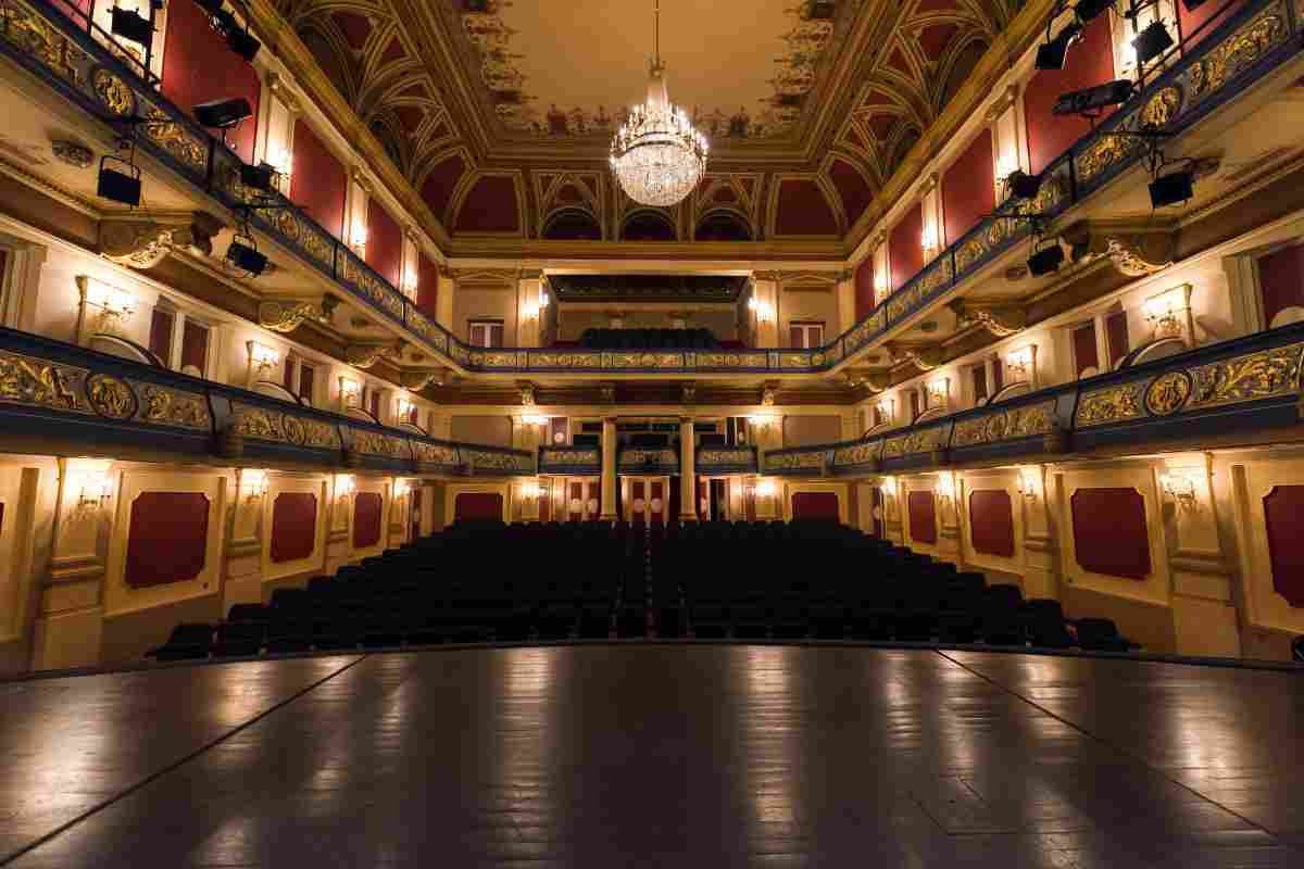 i-teatri-piu-belli-al-mondo-sono-tutti-in-italia:-capolavori-da-visitare