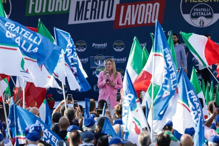 l’ex-picchiatore-fascista-in-affari-con-fratelli-d’italia-e-«uomo-di-fiducia-del-partito»