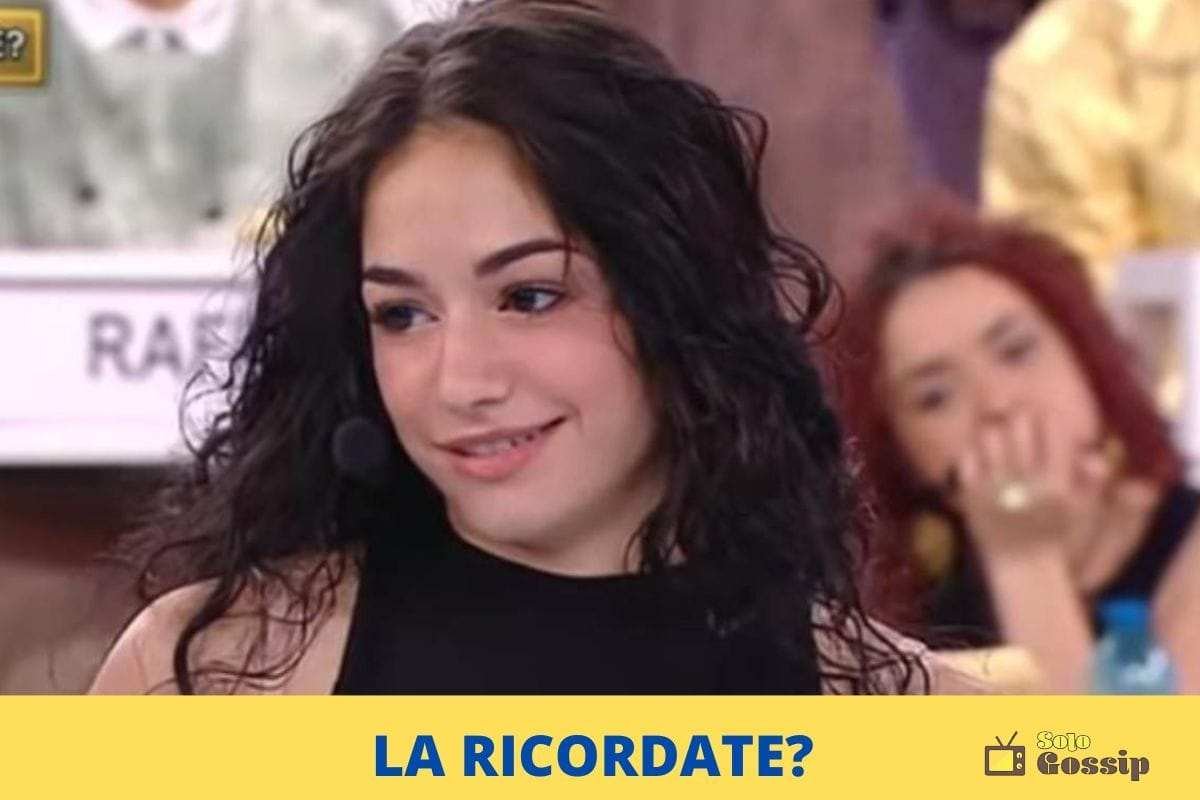 “anno-nuovo,-taglio-nuovo”:-l'ex-volto-di-amici-rivoluziona-il-suo-look