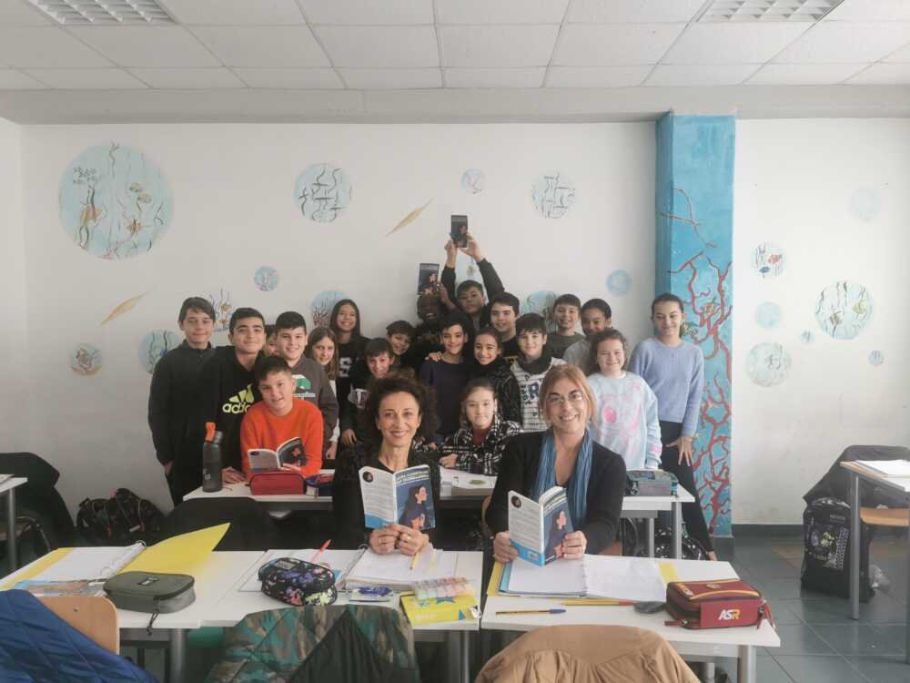 libri-a-scuola,-gli-allievi-della-“melone”-di-ladispoli-incontrano-la-scrittrice-laura-canestrari-•-terzo-binario-news