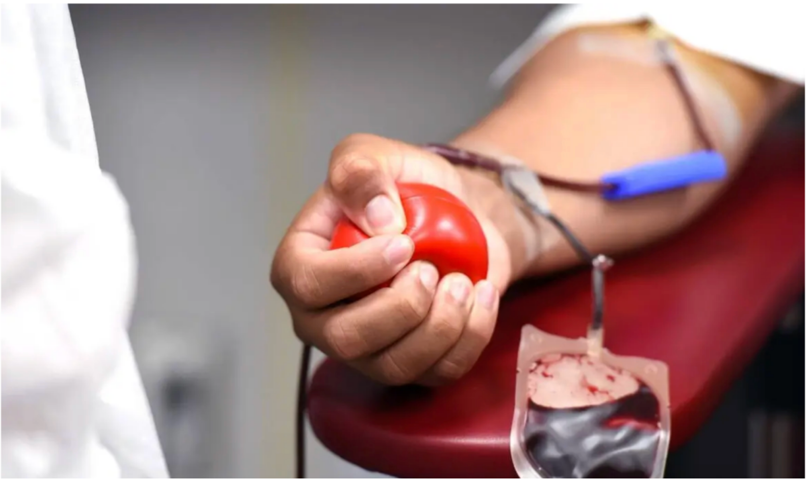 guidonia-–-avis,-raccolta-sangue-nella-piazza-del-comune-–-tiburno-tv