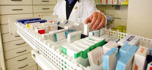 farmacie,-permane-la-carenza-farmaci