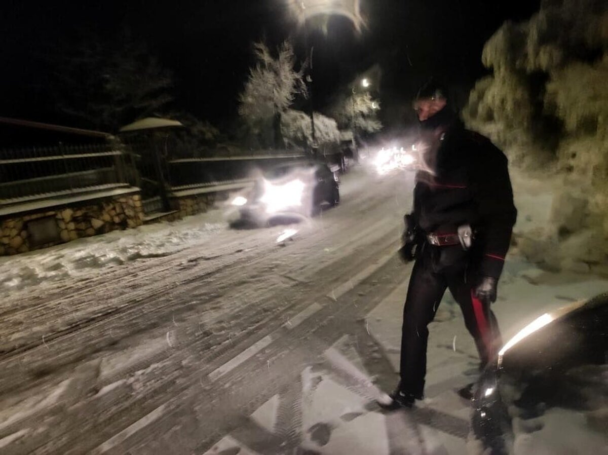maltempo,-neve-anche-a-bassa-quota-e-scuole-chiuse-(video-e-foto)