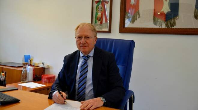 gianfranco-tomao-e-il-nuovo-commissario-straordinario-del-comune-di-pomezia-–-il-faro-online