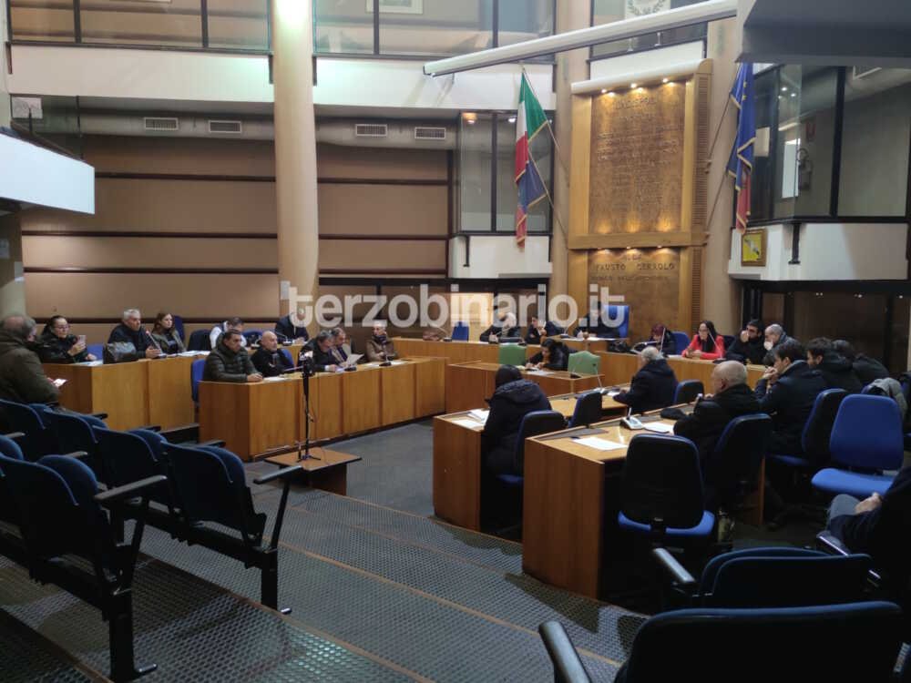 crepa-nella-maggioranza-grando:-progetto-ladispoli-si-astiene-in-consiglio-•-terzo-binario-news
