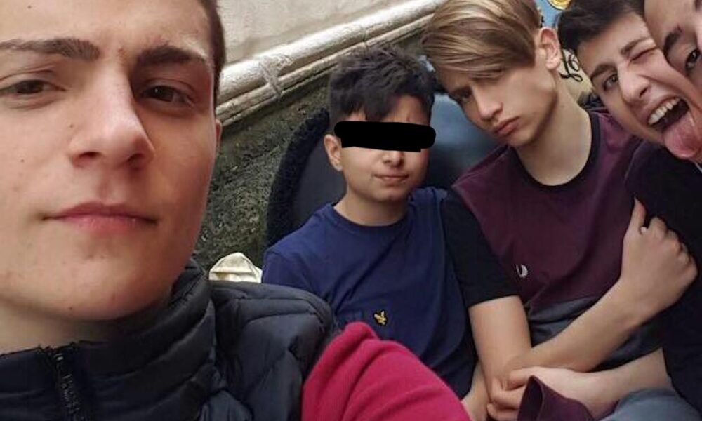 incidente-in-via-nomentana-a-fonte-nuova:-muoiono-valerio,-alessio,-simone,-flavia-e-giulia,-avevano-tra-i-17-e-i-21-anni