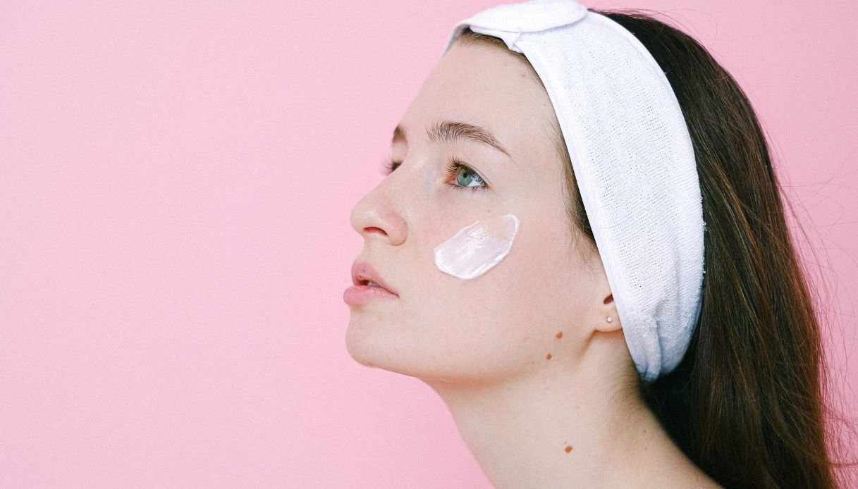 cos’e-il-bakuchiol-e-perche-dovresti-usarlo-per-la-tua-skincare