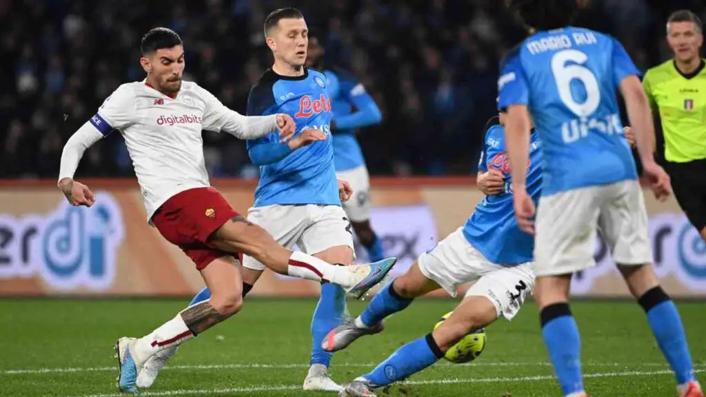 napoli-roma-2-1:-decide-simeone-sul-finale,-non-basta-una-prova-coraggiosa