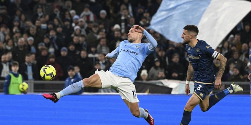 sarri,-pochi-ricambi-per-la-lazio.-fiorentina,-pochi-gol