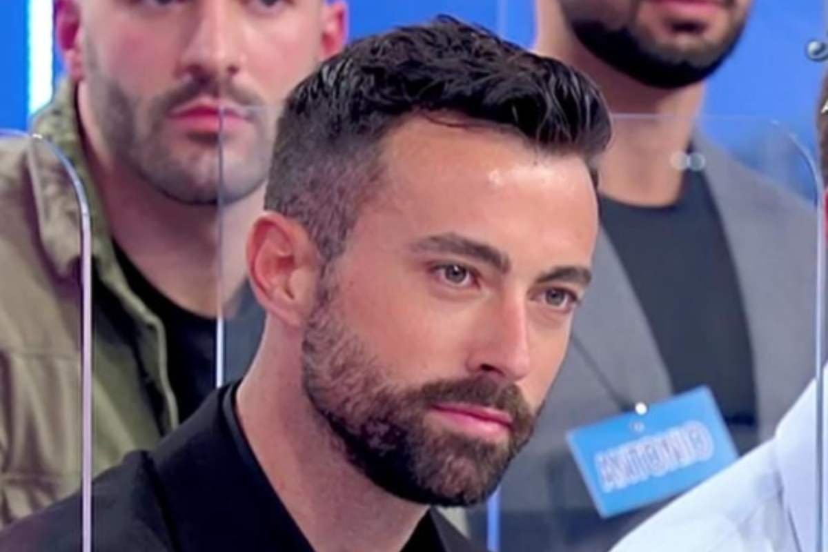 andrea-ha-stregato-tutti-a-uomini-e-donne-ma-sui-social-era-gia-famoso:-ecco-perche