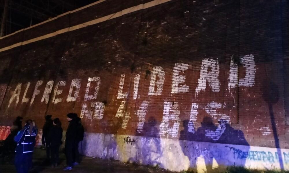 roma,-‘alfredo-libero,-no-41bis’:-la-maxi-scritta-degli-anarchici-a-porta-maggiore