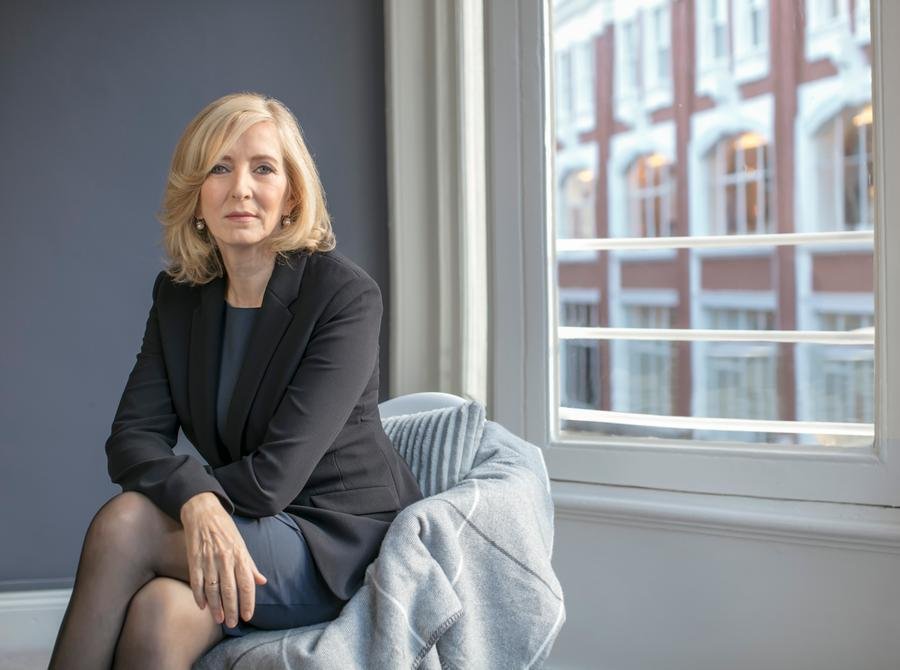 emily-o’reilly:-«i-silenzi-di-von-der-leyen-sui-vaccini-e-le-riforme-dopo-il-caso-qatar»