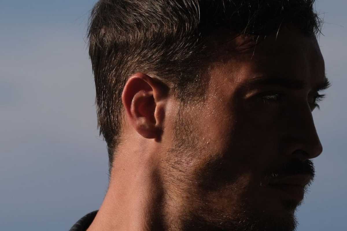 antonino-spinalbese,-non-indovinerai-mai-qual-e-il-mestiere-delle-sue-sorelle